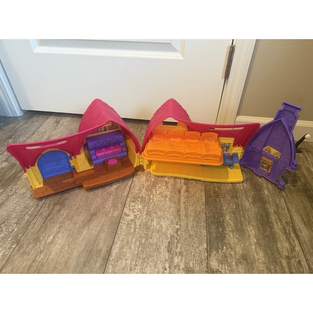 2012 Fisher-Price Little People Snow White Cottage SOUND WORKS